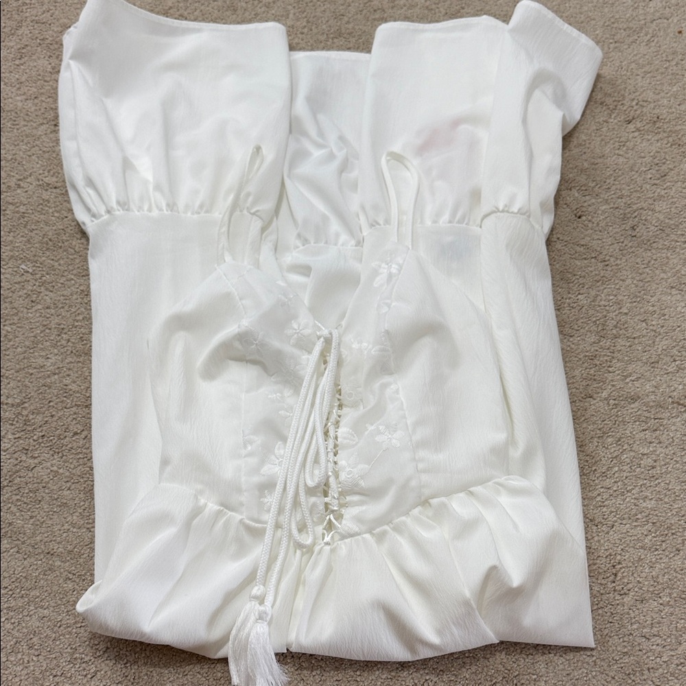 SHEIN Elegant White Maxi Dress with Lace Accents